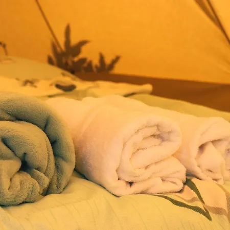Luna Rock Glamping Brezoi - Blue Scai Exterior photo