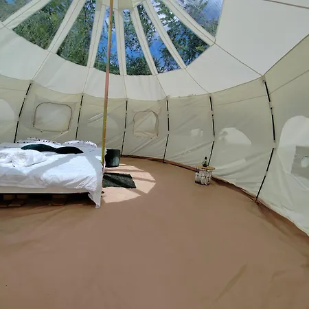 Luna Rock Glamping Brezoi - Blue Scai Exterior photo