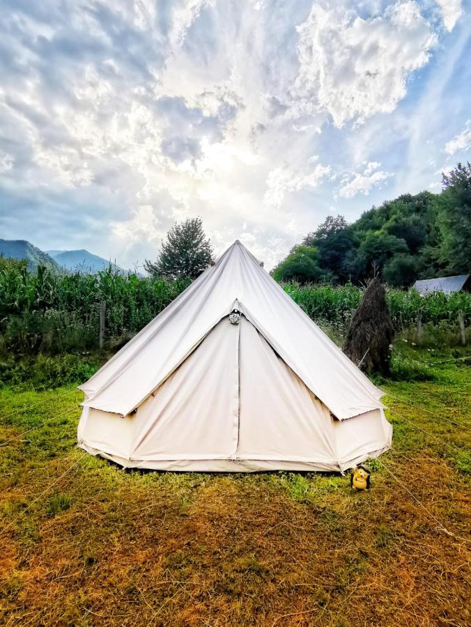Luna Rock Glamping - Blue Scai