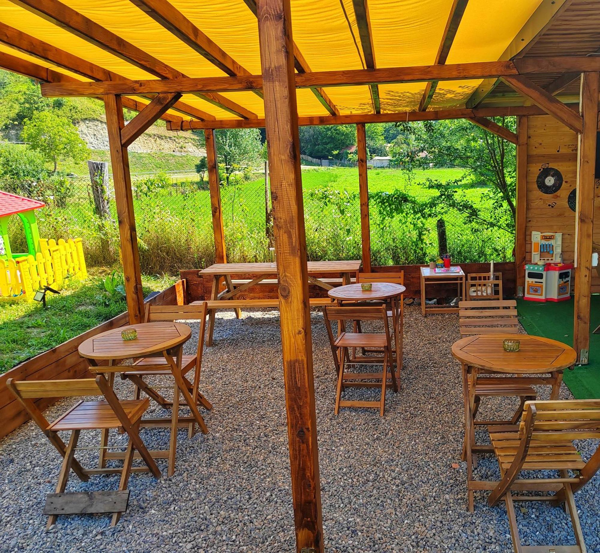 Luna Rock Glamping - Blue Scai Brezoi