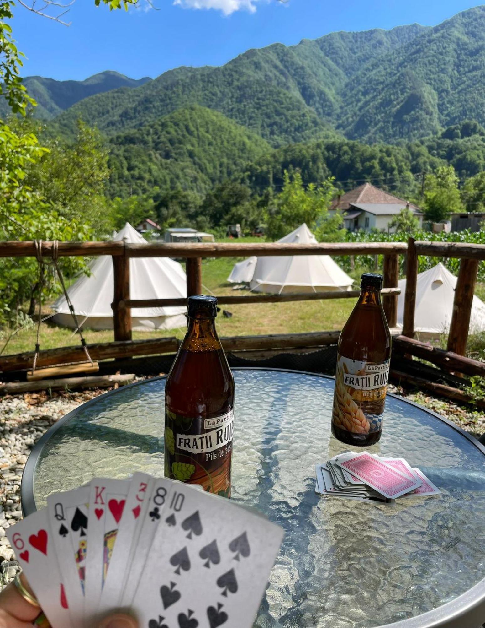 Luna Rock Glamping - Blue Scai Campsite Brezoi